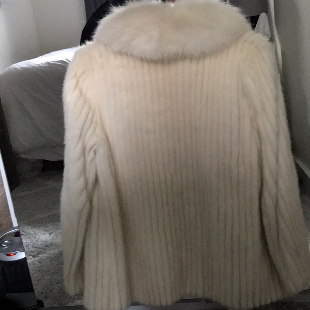 Mink Coat - Picture 2 of 2